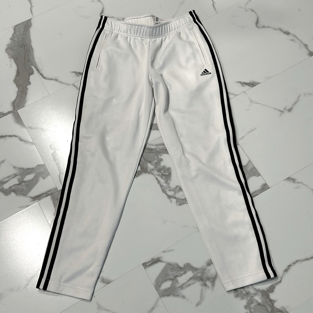 ADIDAS rip away track pant.Measurement from Waist to bottom of leg 35 inches